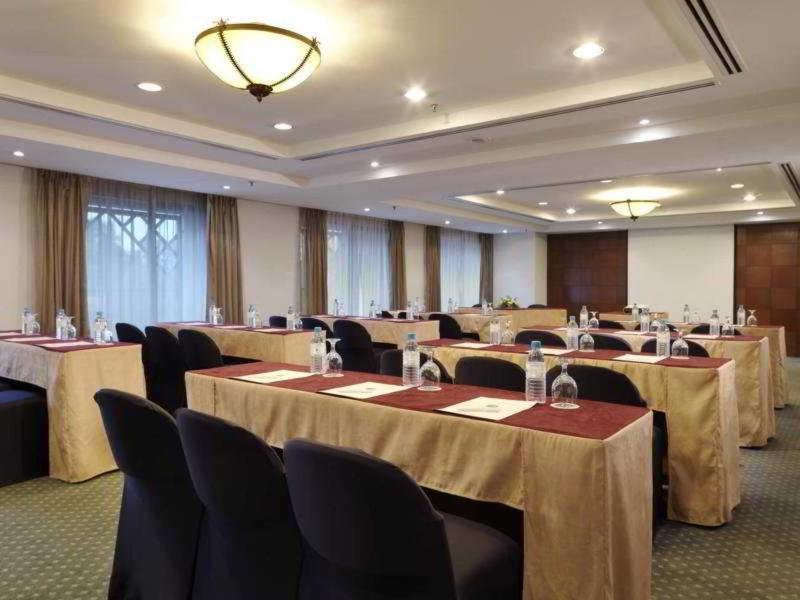 Ambassador Row Hotel Suites By Lanson Place Куала Лумпур Екстериор снимка