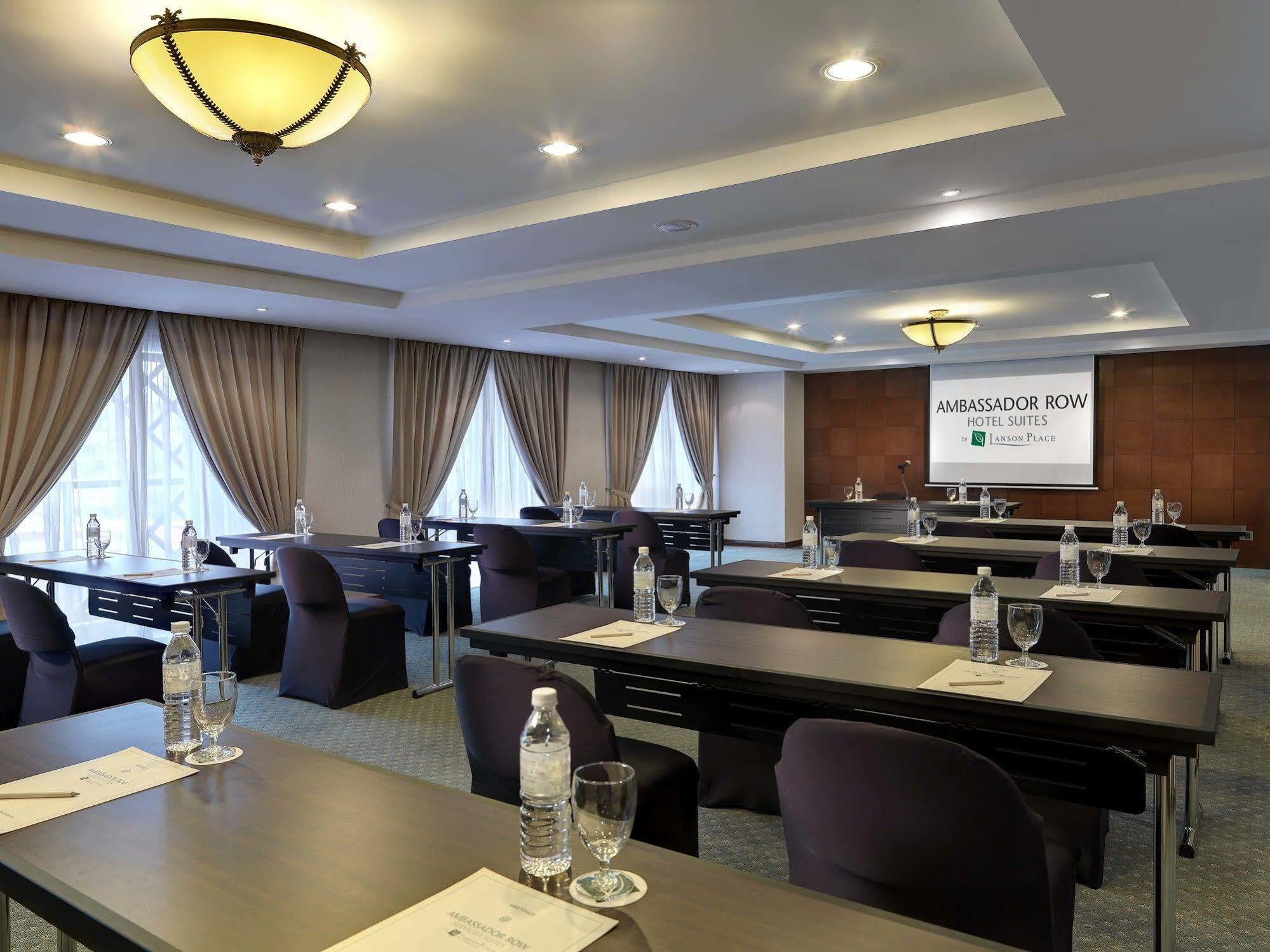 Ambassador Row Hotel Suites By Lanson Place Куала Лумпур Екстериор снимка