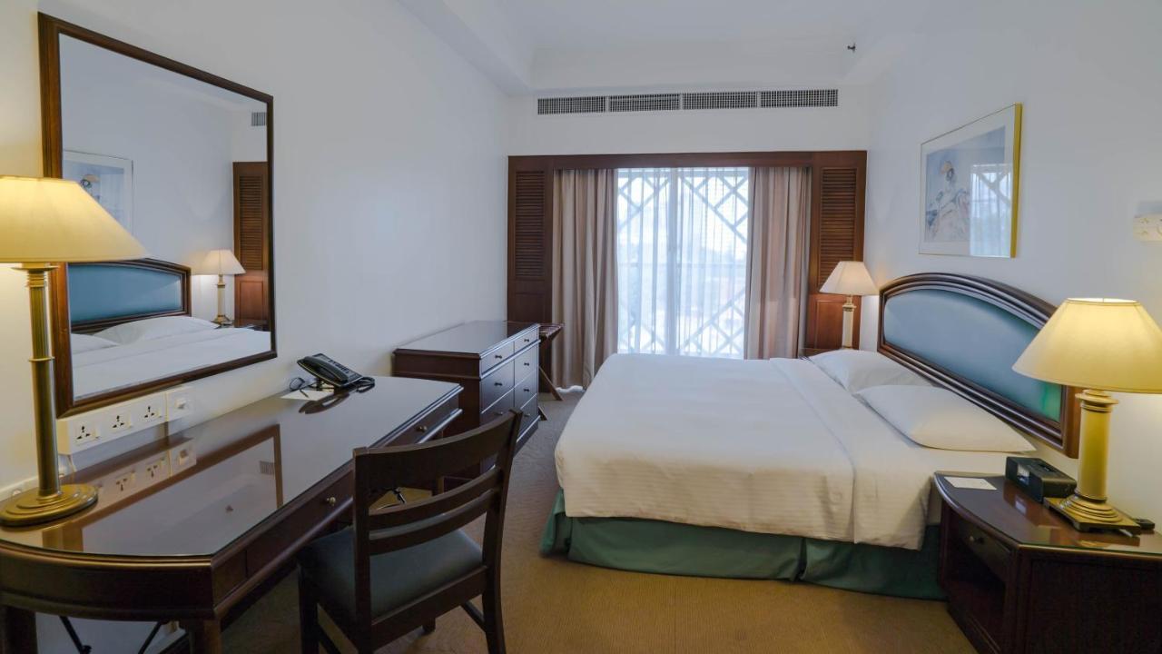 Ambassador Row Hotel Suites By Lanson Place Куала Лумпур Екстериор снимка